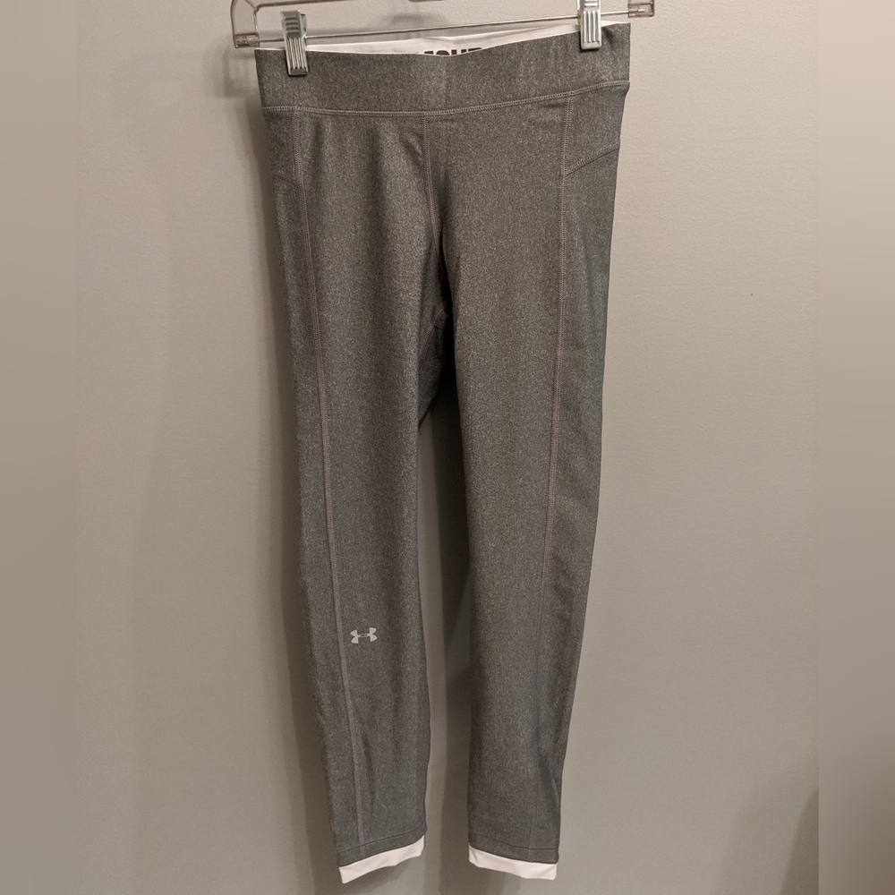 Gray/White Under Armour Women's HeatGear Ankle Crop Leggings